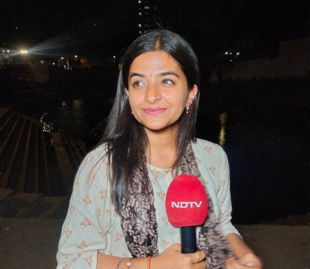 Sujata Dwivedi researching a story